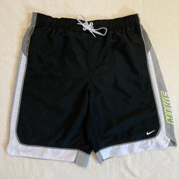 Nike black gray and white lined swim trunks with pockets size Large - Picture 1 of 7